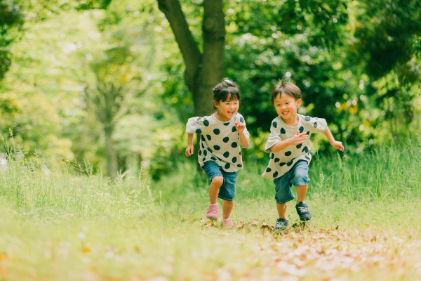 自然に触れる保育活動とは？どんなねらいがある？