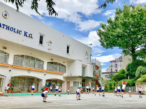 学校法人フランシスコ学園 みょうじょう幼稚園 園長先生・採用担当からのメッセージ